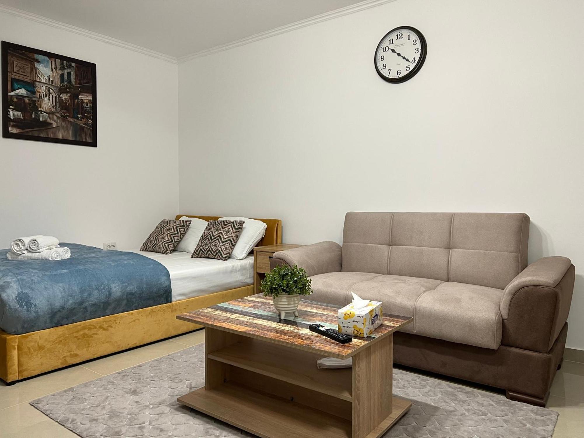 Apartamento Ndl Downtown Cluj-Napoca Exterior foto